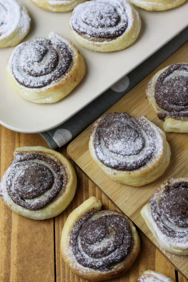 puff pastry cinnamon pinwheels